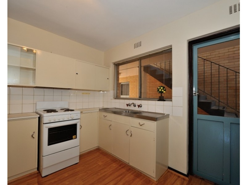 1/70 Stockdale Crescent, Wembley Downs WA 6019