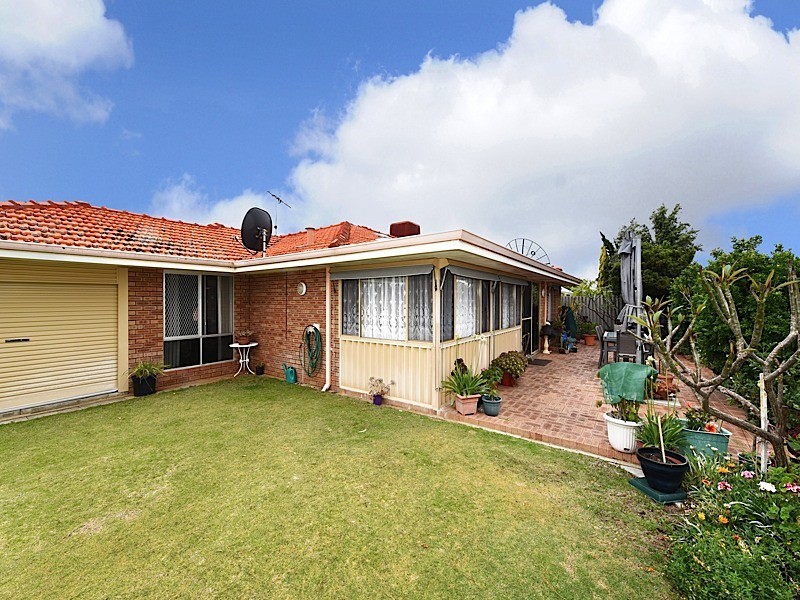 17 Moffat Place, Warwick WA 6024