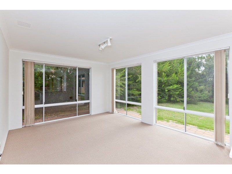 7 Prunella Crescent, Canning Vale WA 6155