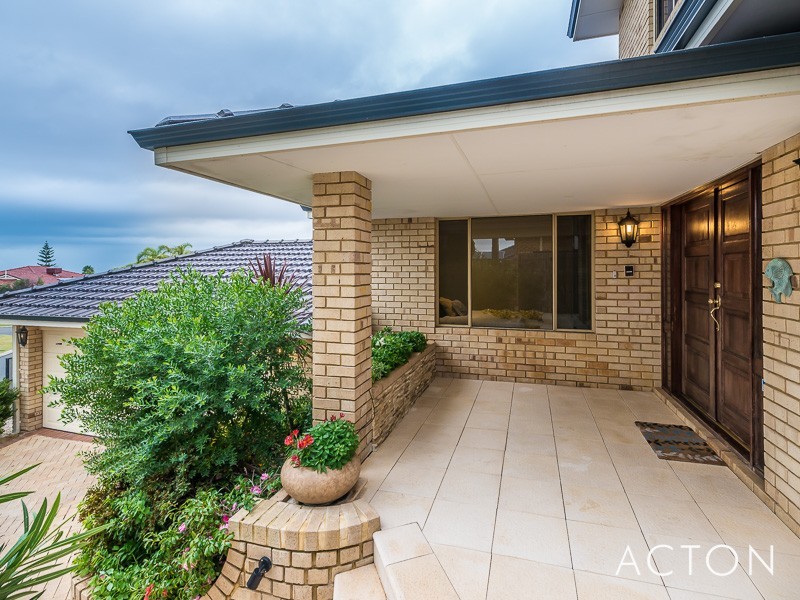 3 Inwood Place, Currambine WA 6028