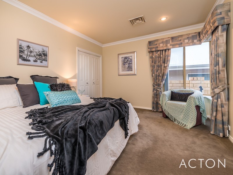 3 Inwood Place, Currambine WA 6028