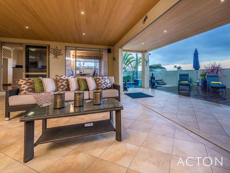 3 Inwood Place, Currambine WA 6028