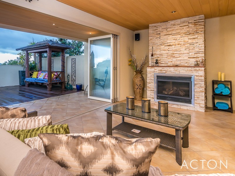 3 Inwood Place, Currambine WA 6028