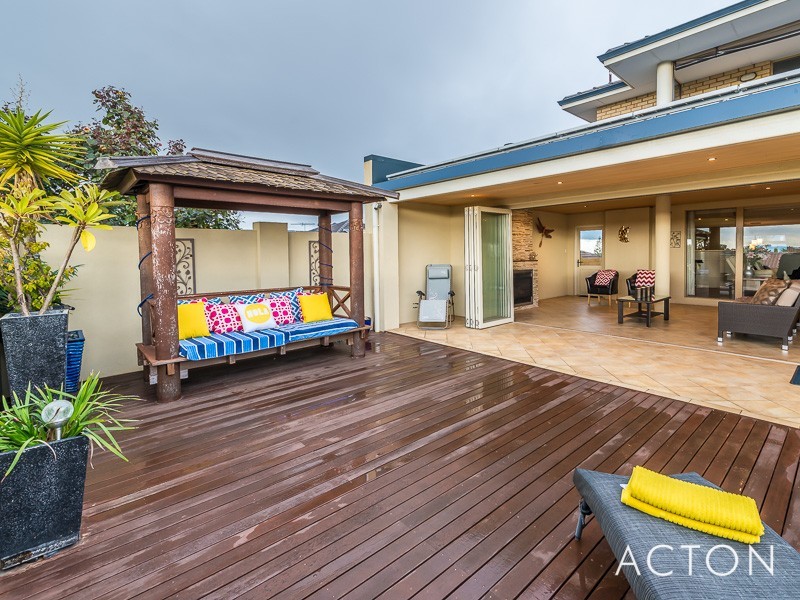 3 Inwood Place, Currambine WA 6028
