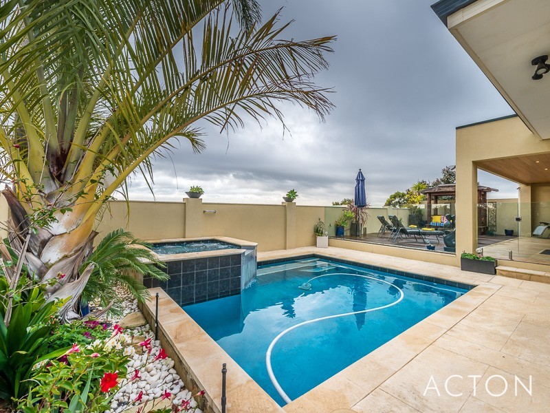 3 Inwood Place, Currambine WA 6028
