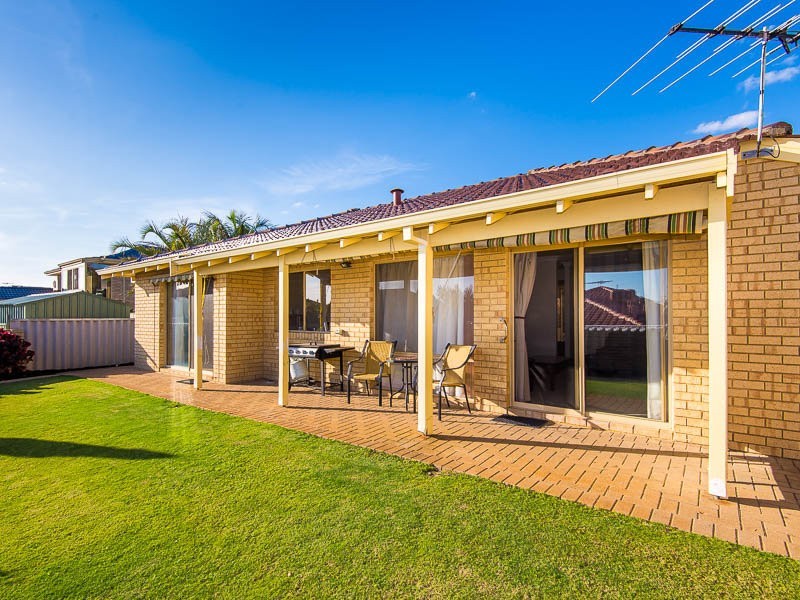 11B Carron Rise, Hillarys WA 6025