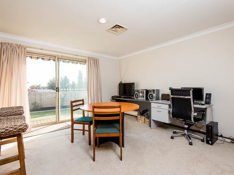 11B Carron Rise, Hillarys WA 6025