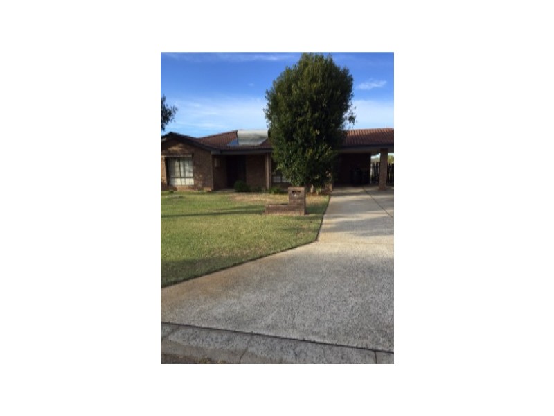 39 Ripley Way, Duncraig WA 6023