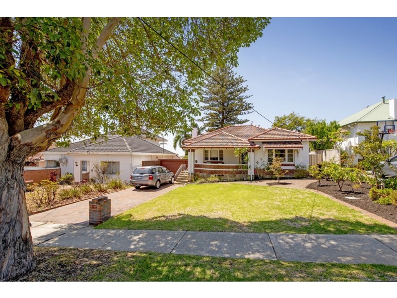 22 Paramatta Road, Doubleview WA 6018