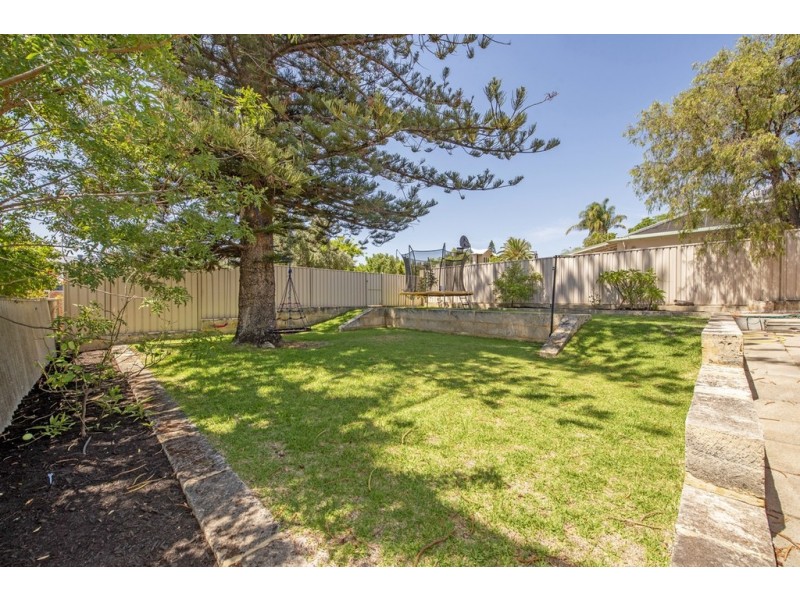 22 Paramatta Road, Doubleview WA 6018