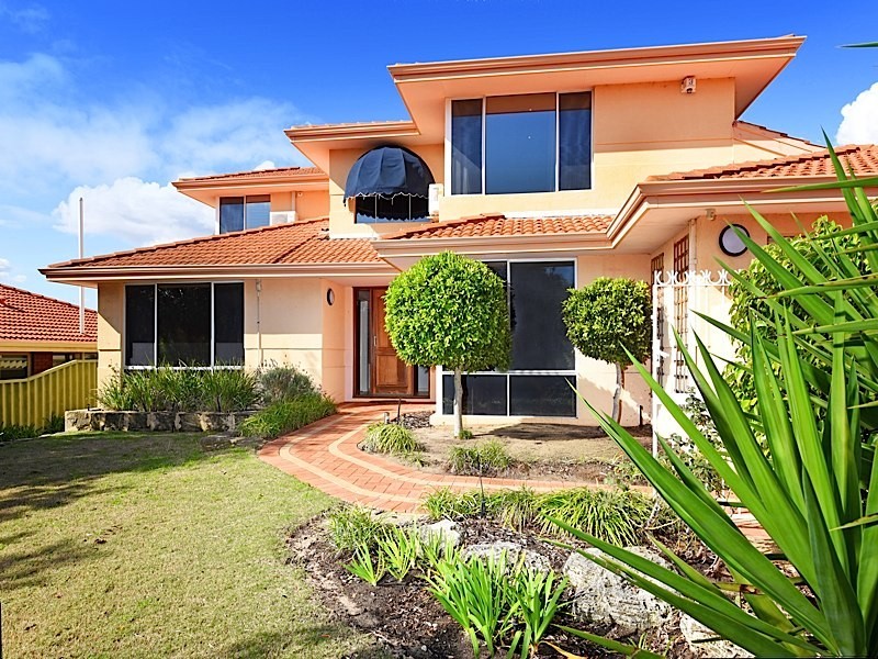 55 Branksome Gardens, City Beach WA 6015