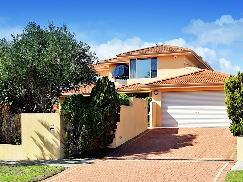 55 Branksome Gardens, City Beach WA 6015