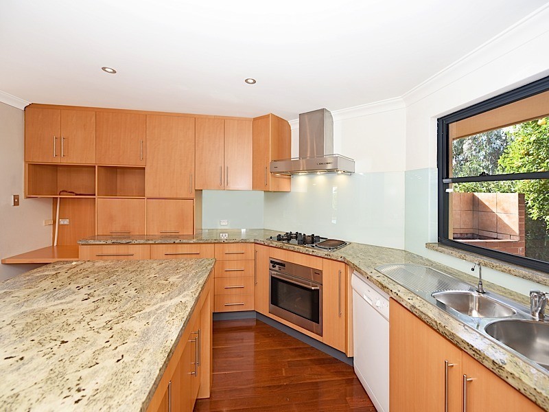 55 Branksome Gardens, City Beach WA 6015