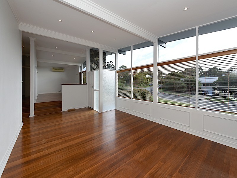 81 Empire Avenue, City Beach WA 6015