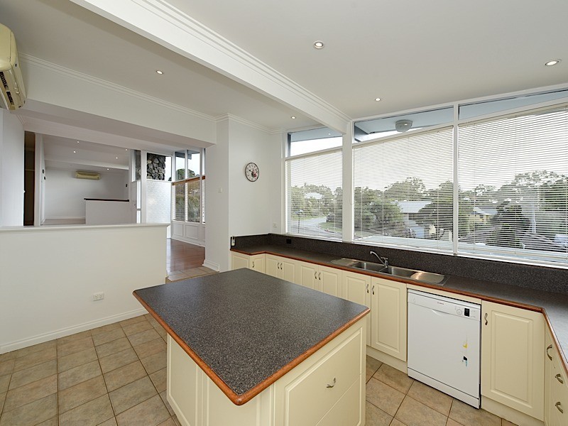 81 Empire Avenue, City Beach WA 6015