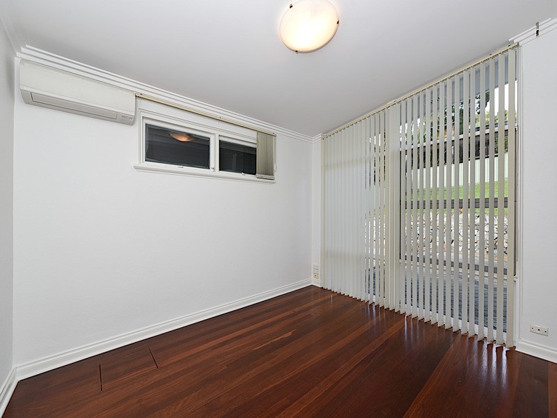 81 Empire Avenue, City Beach WA 6015