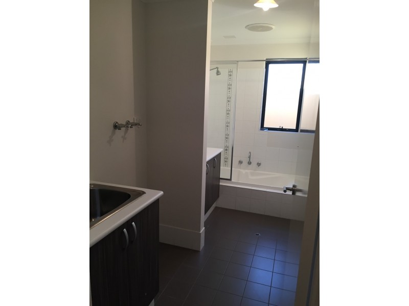 30c Kweda Way, Nollamara WA 6061