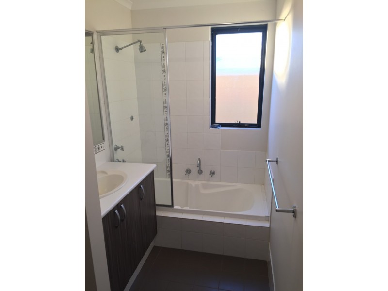 30c Kweda Way, Nollamara WA 6061