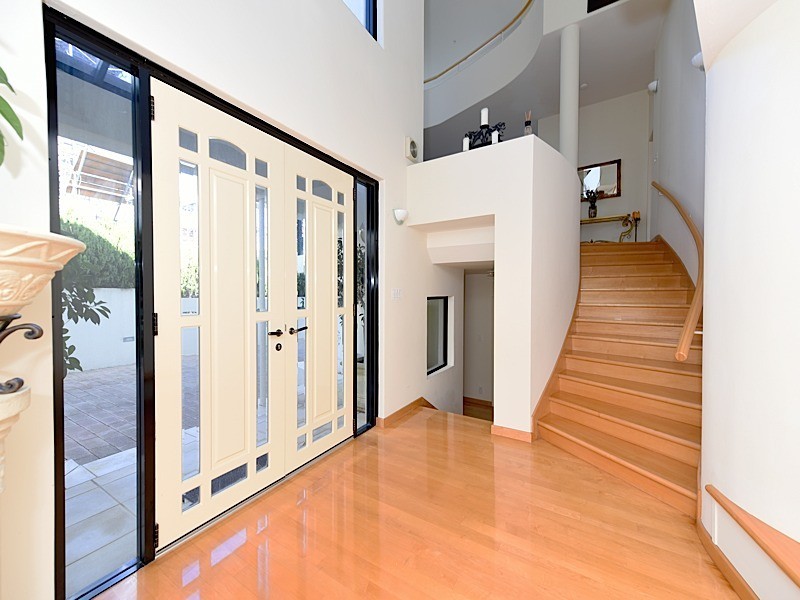 10 Taworri Way, City Beach WA 6015