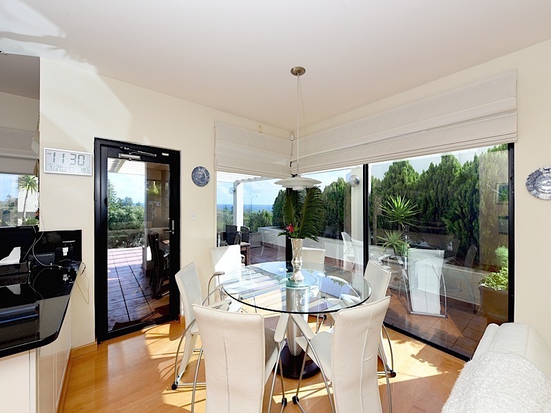 10 Taworri Way, City Beach WA 6015