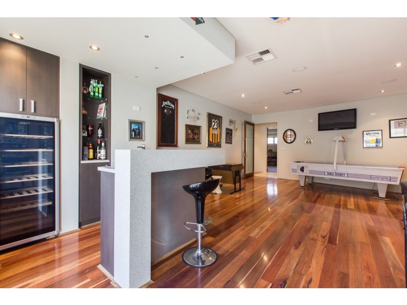 4 Highbury Street, Floreat WA 6014