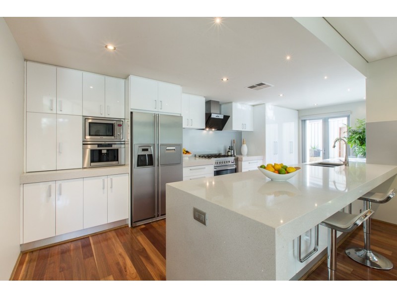 4 Highbury Street, Floreat WA 6014