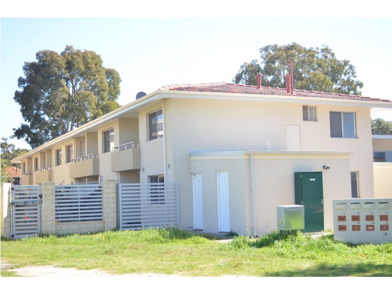 8/19 Coode Street, Fremantle WA 6160