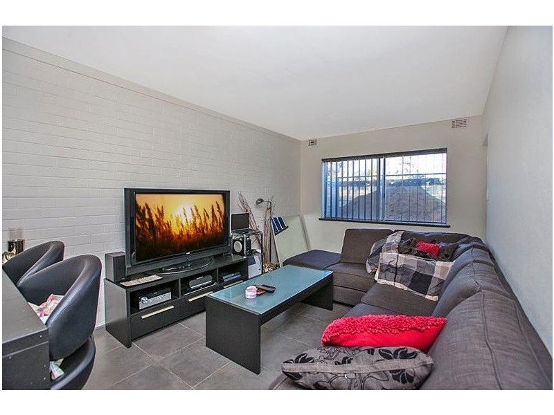 8/19 Coode Street, Fremantle WA 6160