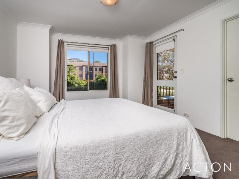 232A Lakeside Drive, Joondalup WA 6027