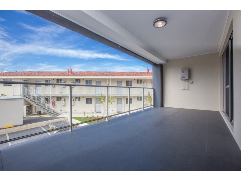 17/19 Coode Street, Fremantle WA 6160