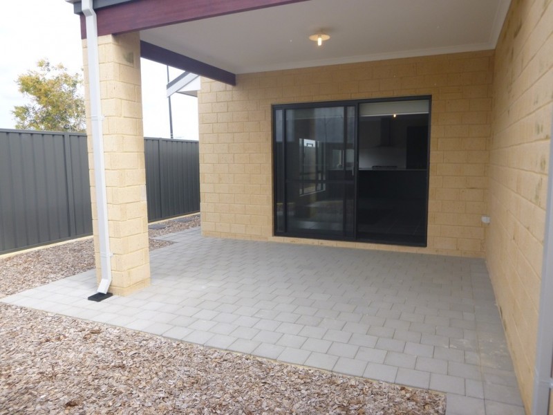 2 Lockerbie Turn, Butler WA 6036