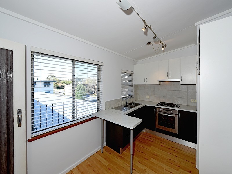 24/318 Canning Highway, Bicton WA 6157