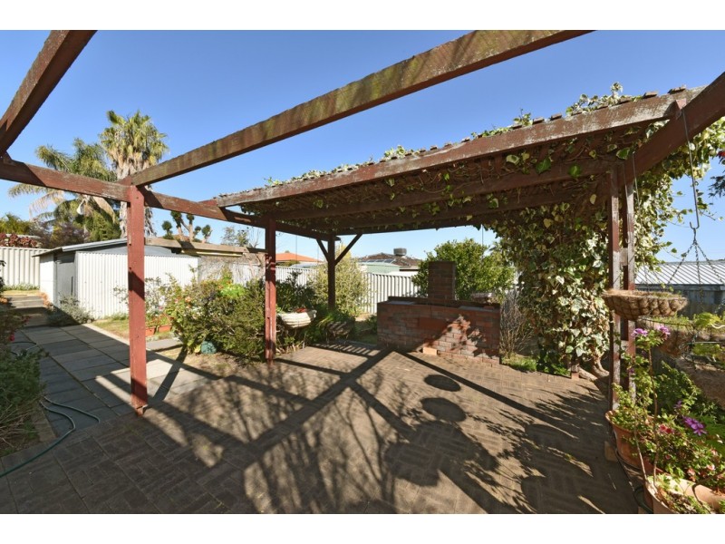 360 Warwick Rd, Warwick WA 6024