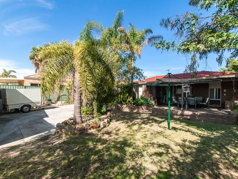 30 Caridean Street, Heathridge WA 6027