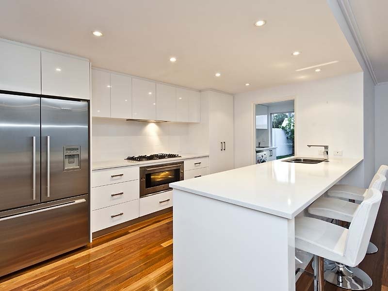 9 Benan St, Kallaroo WA 6025