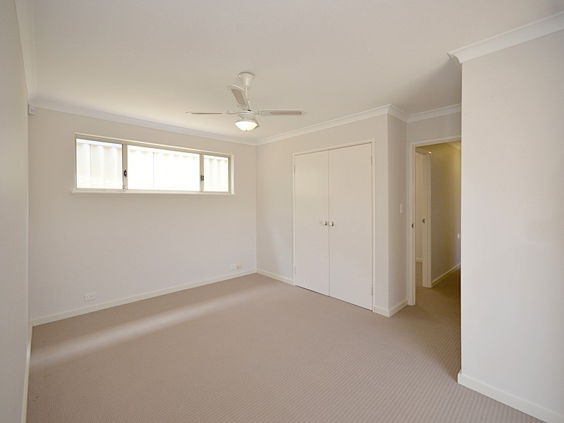 8 / 135 Alice Street, Doubleview WA 6018