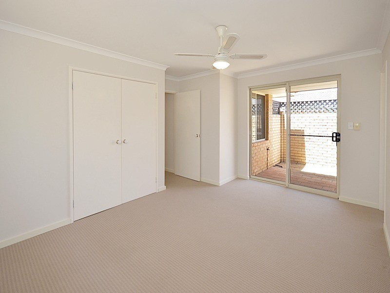 8 / 135 Alice Street, Doubleview WA 6018