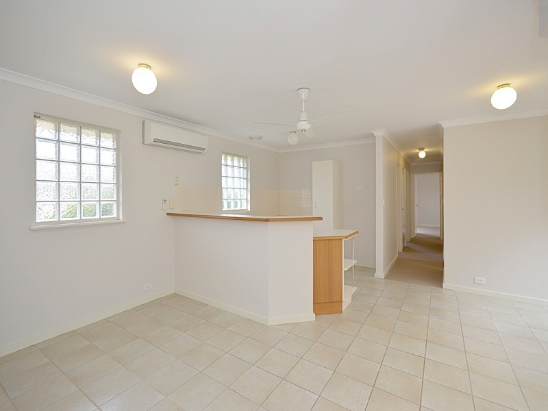 8 / 135 Alice Street, Doubleview WA 6018