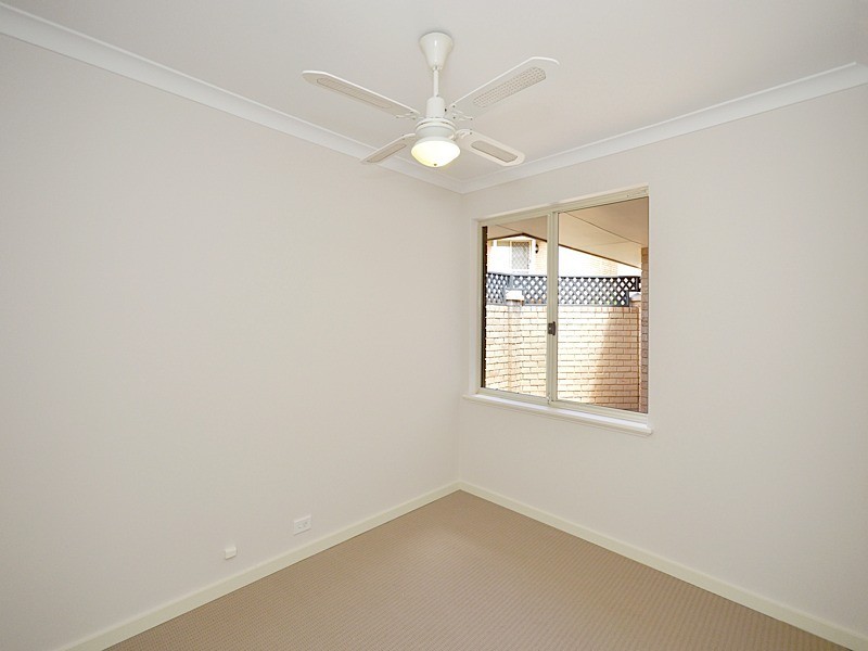 8 / 135 Alice Street, Doubleview WA 6018