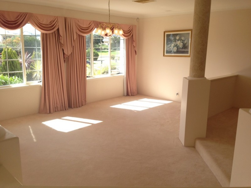 17 Lighthouse Pde, Mindarie WA 6030