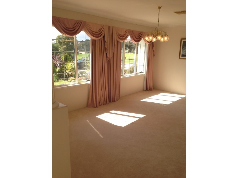 17 Lighthouse Pde, Mindarie WA 6030