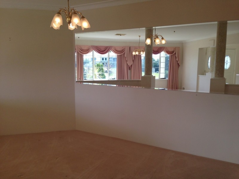 17 Lighthouse Pde, Mindarie WA 6030