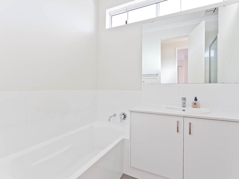 10 Fermaner St, Karrinyup WA 6018