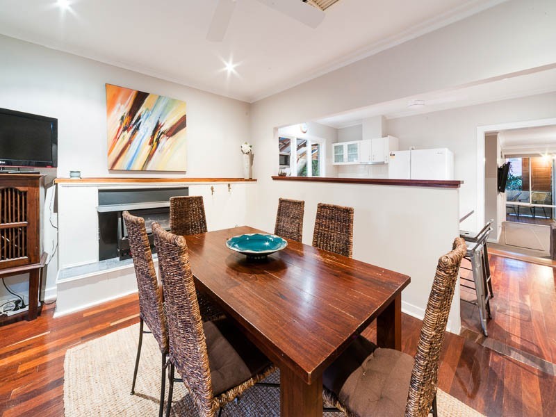 16 Acacia Way, Duncraig WA 6023