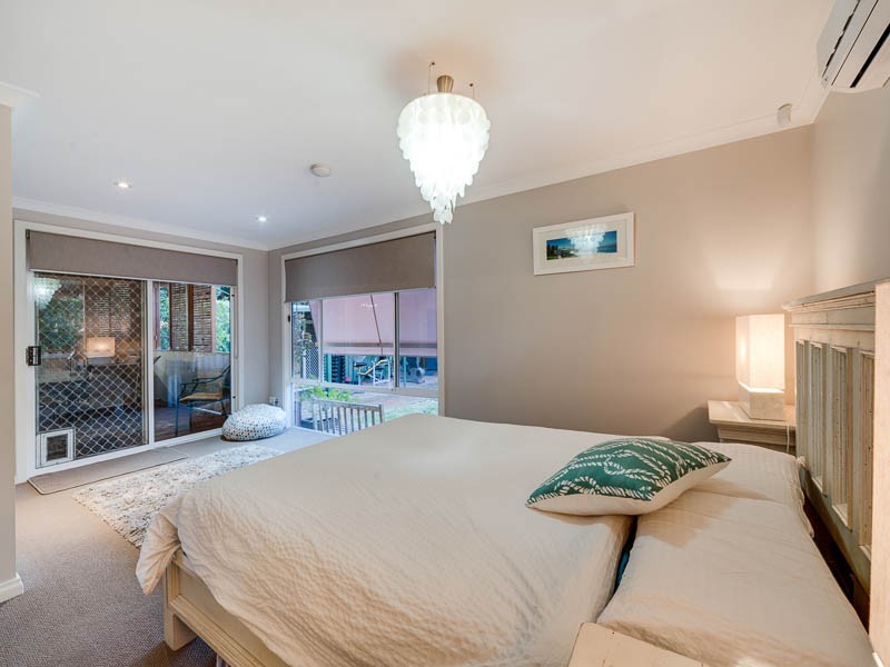 16 Acacia Way, Duncraig WA 6023