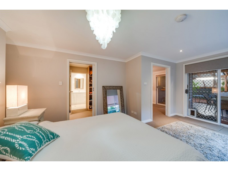 16 Acacia Way, Duncraig WA 6023