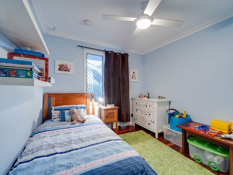 16 Acacia Way, Duncraig WA 6023