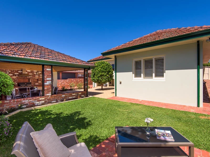 30 Evandale Street, Floreat WA 6014