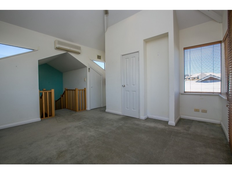 15/42 Burns Street, North Fremantle WA 6159