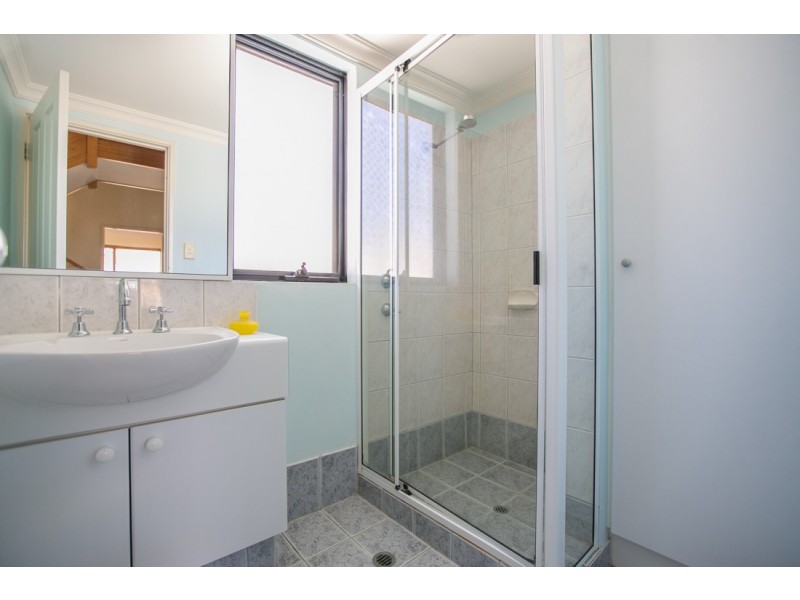 15/42 Burns Street, North Fremantle WA 6159